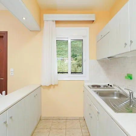 Escape Хриси-Амудия