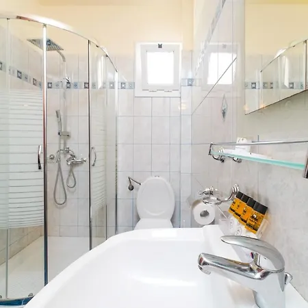 Escape * Хриси-Амудия