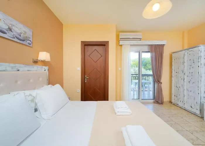 Escape * Chrysi Ammoudia