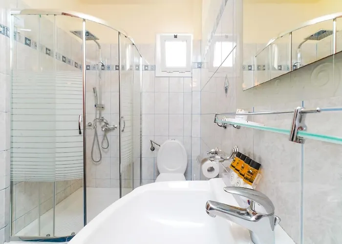 Escape * Chrysi Ammoudia