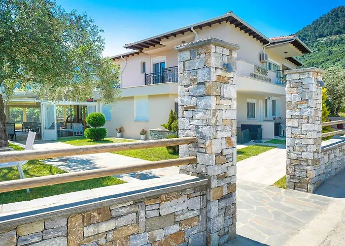 Escape 克里斯阿穆迪亚